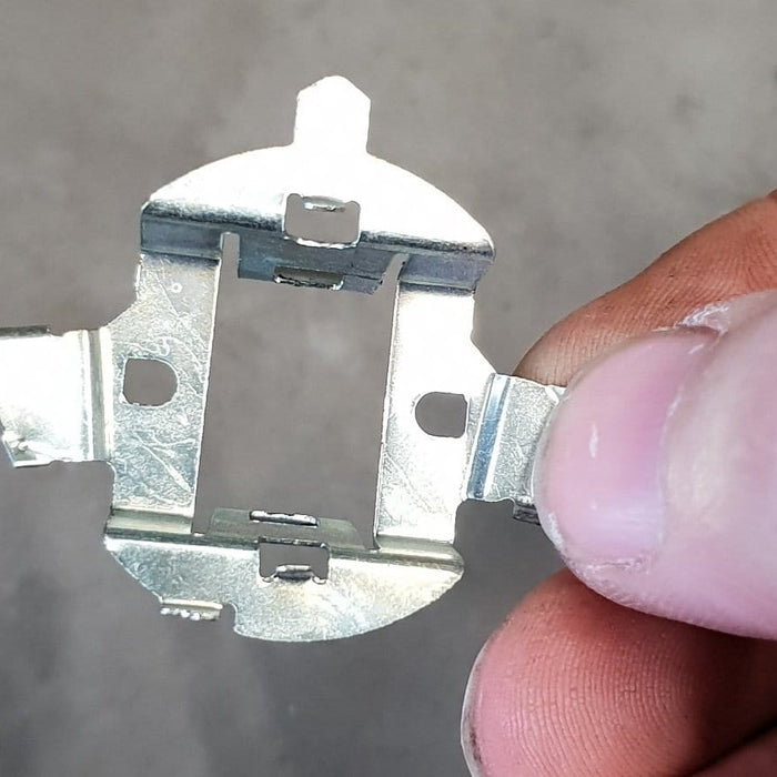 Installing a HID Kit Without A HID Bulb Holder